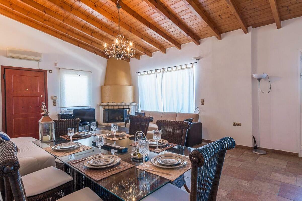 Вилла House Next To The Sea Эрмиони Экстерьер фото